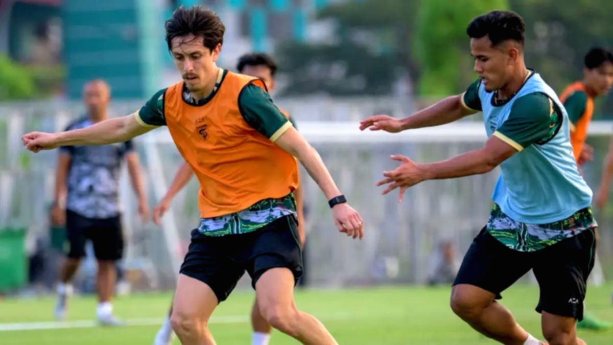 Francisco Rivera menilai Persebaya lebih kuat usai mendatangkan 11 pemain baru untuk musim 2026/2027