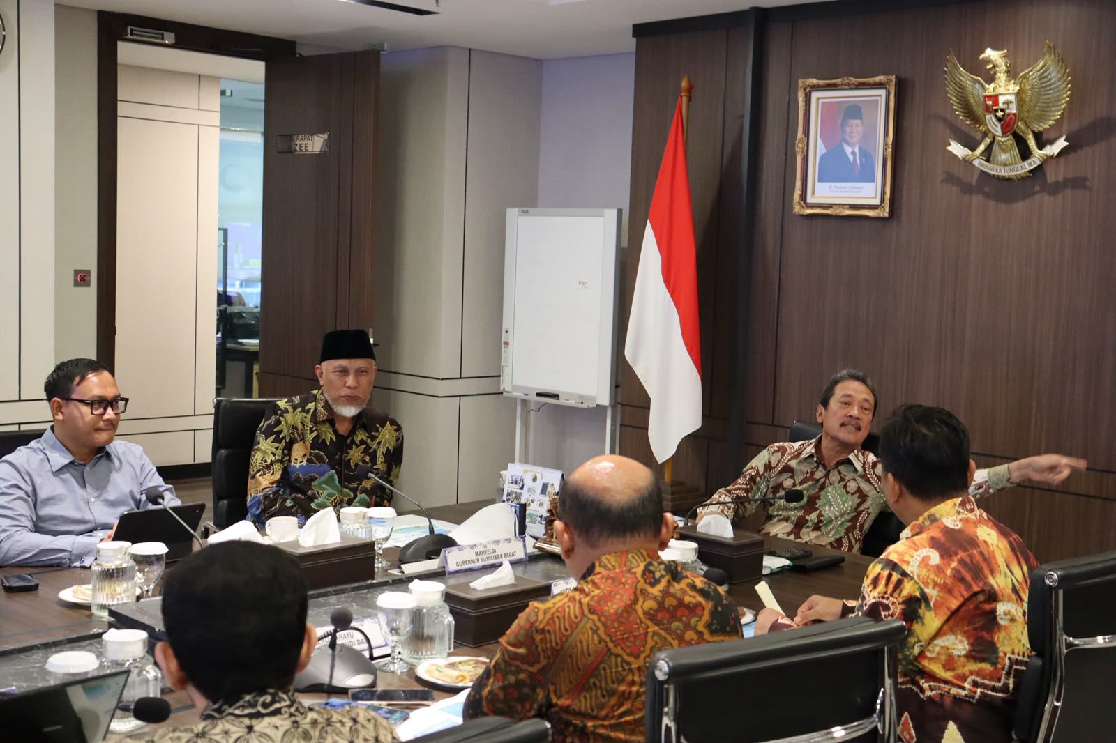 sumbar-usulkan-mentawai-jadi-kawasan-tambak-udang-terintegrasi,-menteri-kkp-respons-positif