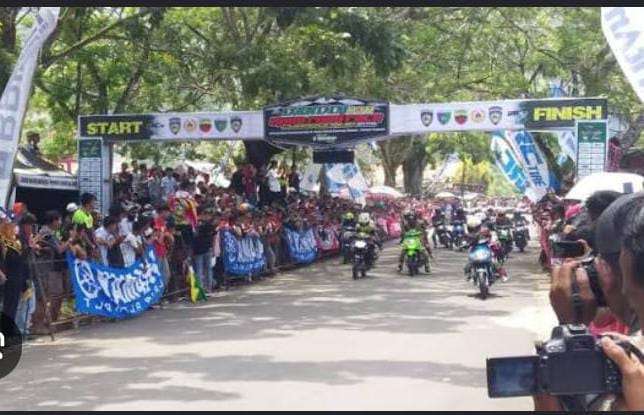 pecinta-balap-motor-di-painan-rindukan-ajang-road-race