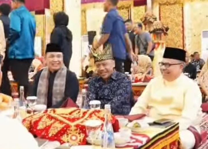 pimpinan-dprd-sumbar-hadiri-padang-bajamba,-dukung-pelestarian-kuliner-dan-aksi-kemanusiaan