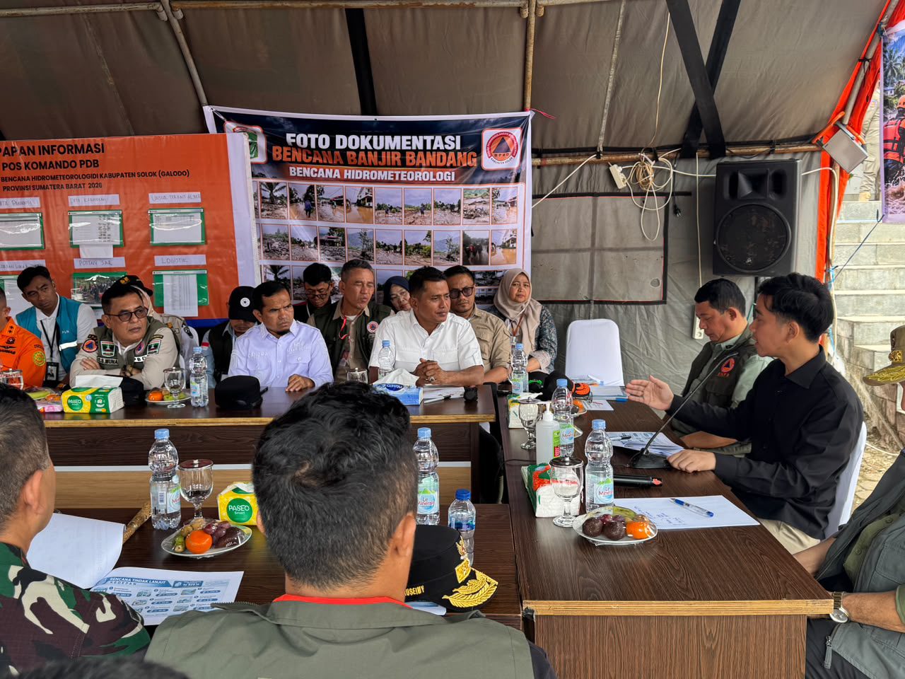 beri-arahan-forkopimda,-wapres-tekankan-prioritas-tanggap-darurat-dan-konsolidasi-penanganan-bencana-solok