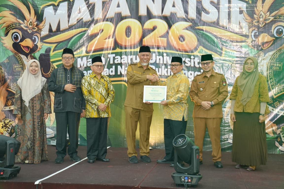 gubernur-mahyeldi-ajak-mahasiswa-umn-warisi-nilai-perjuangan-mohammad-natsir