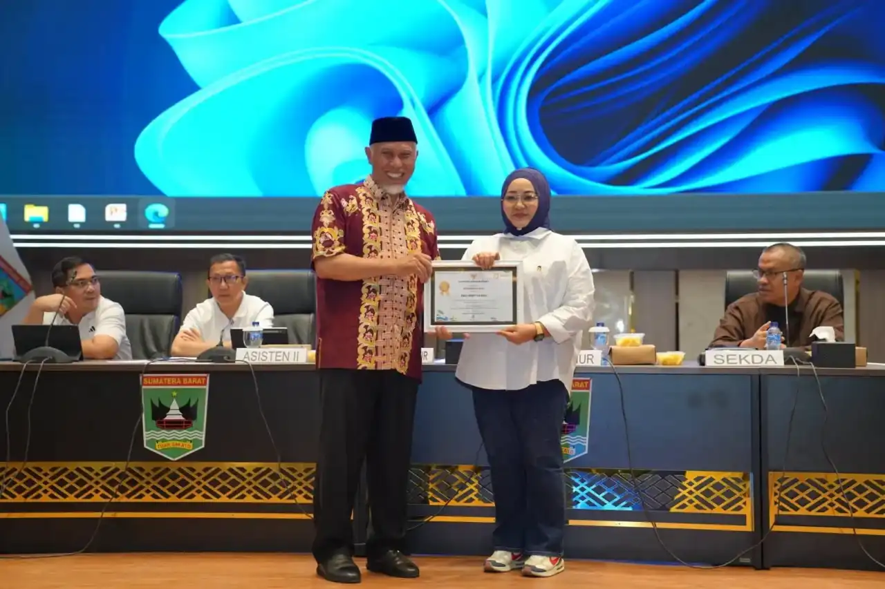 raih-predikat-a-sakip-2026,-gubernur-sumbar-tekankan-orientasi-hasil-bagi-opd