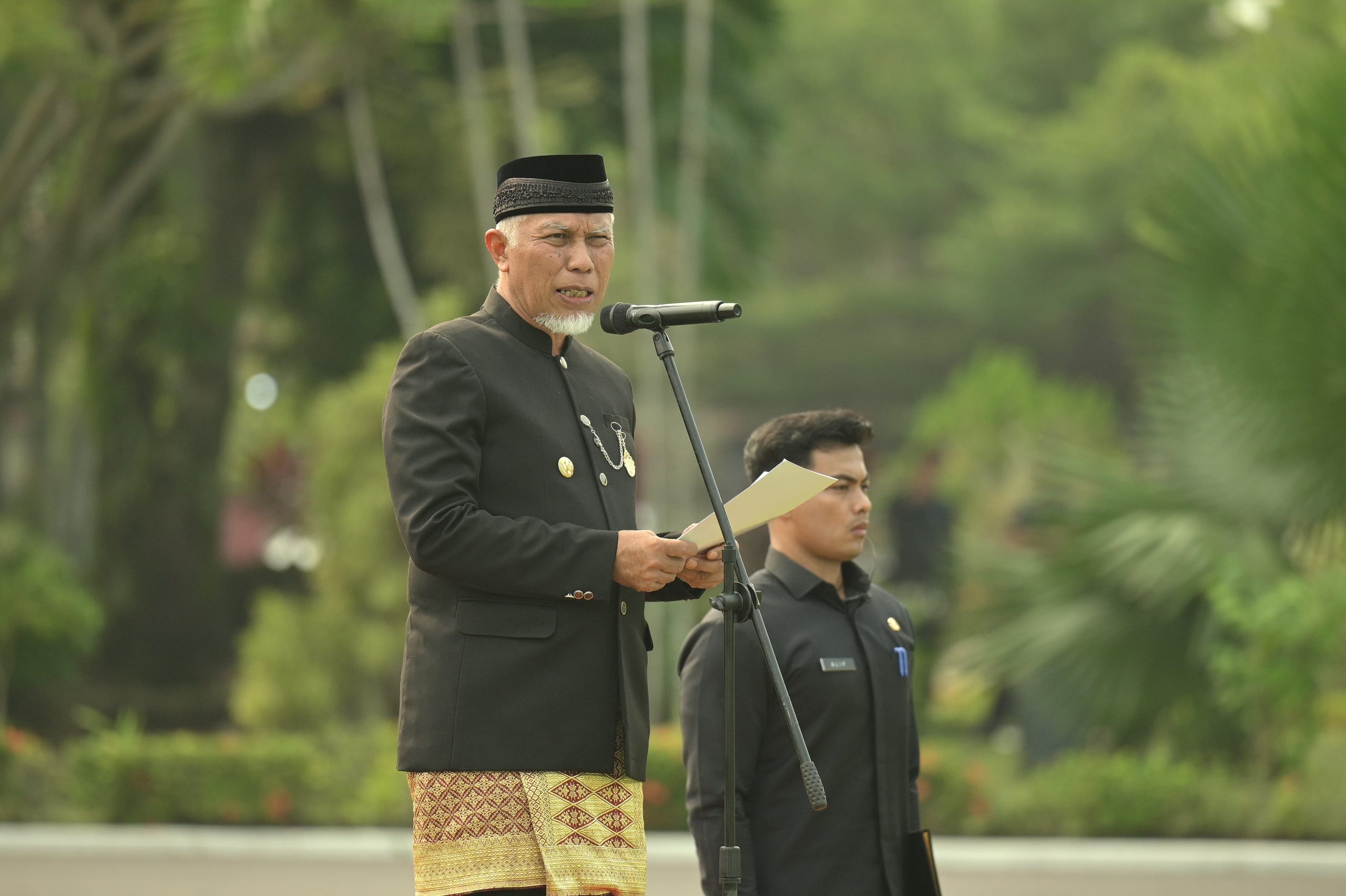 gubernur:-hari-jadi-ke-81-momentum-perkuat-pancasila-dan-kebersamaan-bangun-sumbar