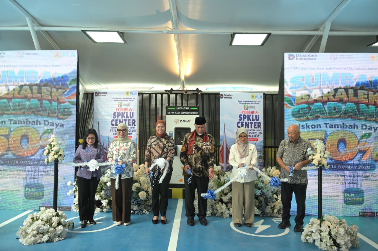 gubernur-resmikan-spklu-center-pertama-di-sumbar,-perkuat-komitmen-green-province