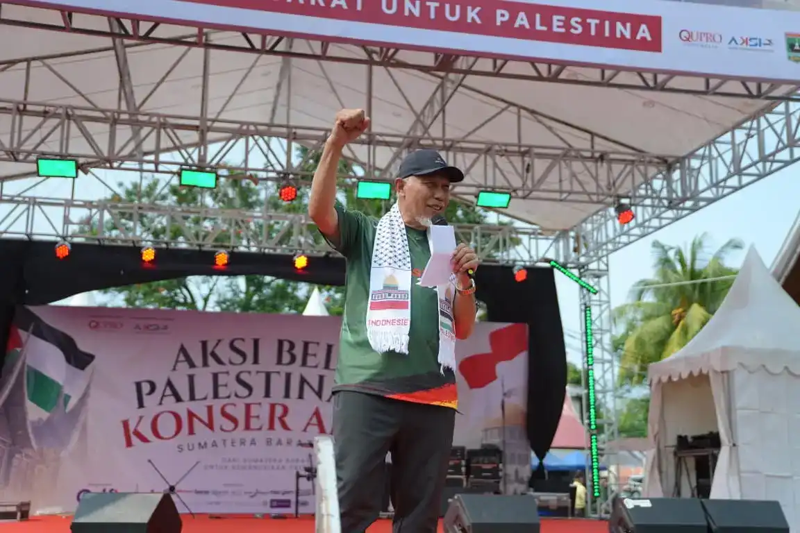 masyarakat-sumbar-kumpulkan-donasi-rp-1,6-miliar-rupiah-untuk-palestina