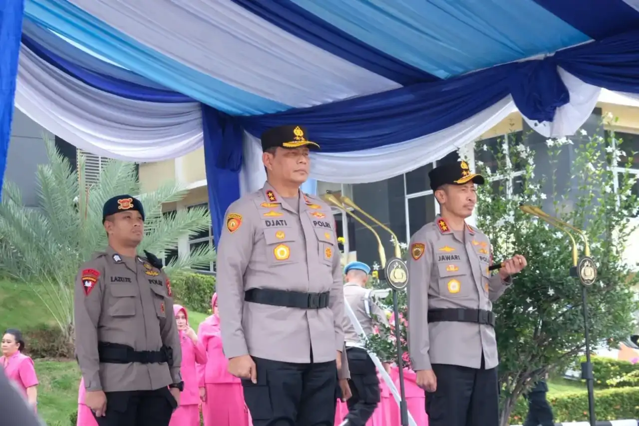 irjen-pol-jawari-resmi-emban-tugas-sebagai-kapolda-sumbar-yang-baru