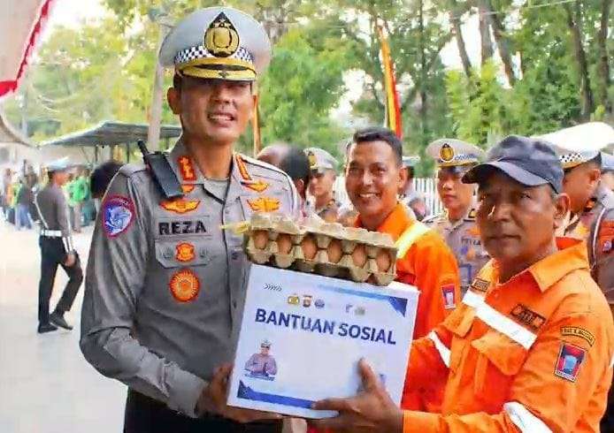 dikenal-akrab-dengan-insan-pers,-dirlantas-reza-mutasi-ke-lampung-dengan-prestasi-pin-emas-kapolri