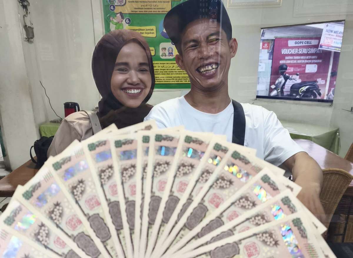 kantor-pusat-pt-equator-valuta-asing-di-jalan-veteran-siap-melayani-penukaran-yen-jepang