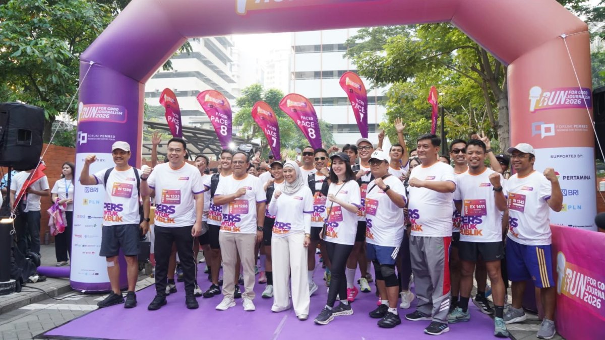 Suasana kegiatan lari FP Run for Good Journalism 2026 yang dihadiri para pemimpin redaksi dan tokoh media di Jakarta.